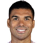  曼联更衣室氛围温暖；球员们一致挽留卡塞米罗；俱乐部战略选择推动离队。 体育新闻