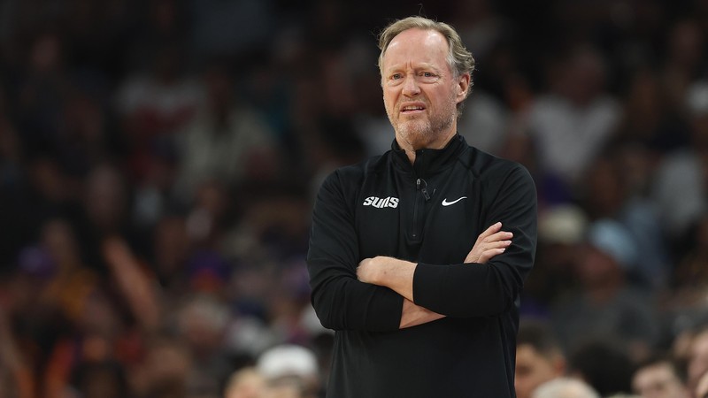  从里弗斯下课看NBA教练价值重构：战术体系时代的选帅逻辑 体育新闻