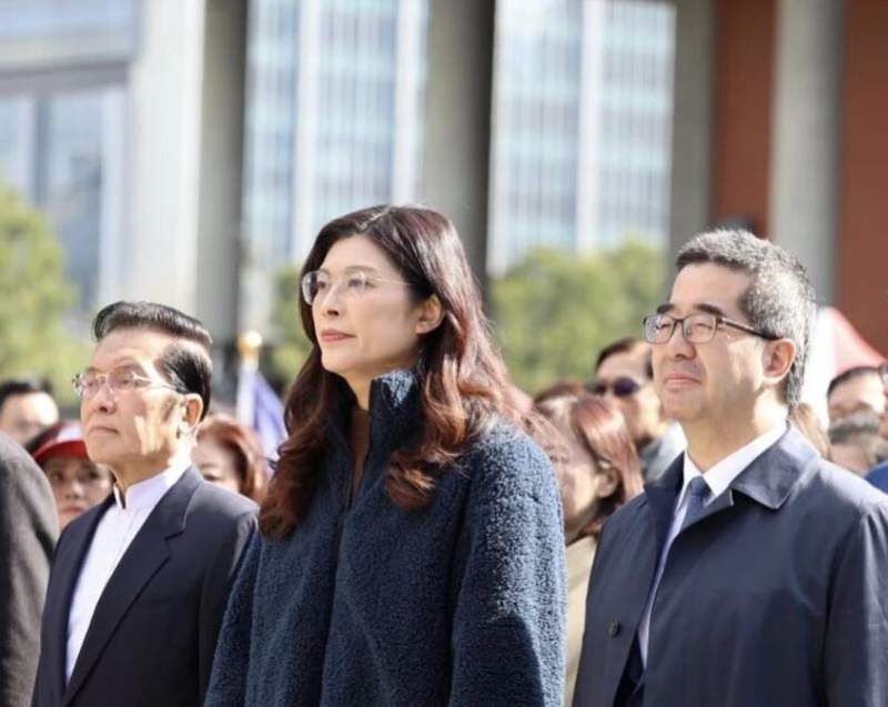  从虹桥到中南海：郑丽文六天大陆行背后的战略逻辑与技术解码 新闻