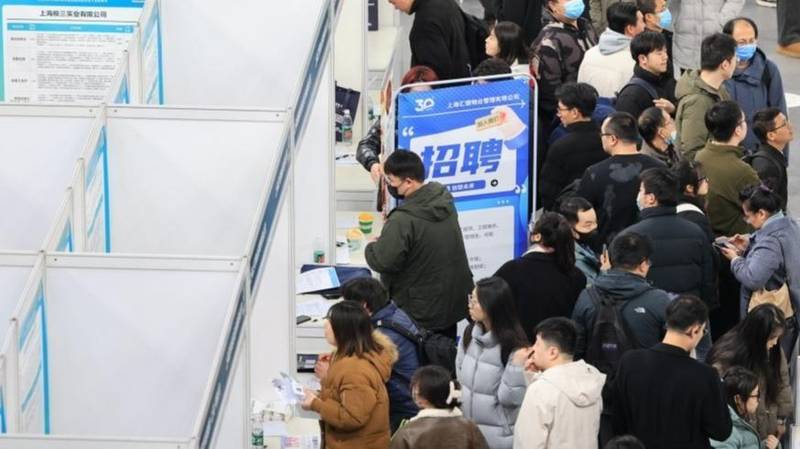  解码深圳全球引才：700名海外英才如何撬动湾区高质量发展新引擎？ 新闻