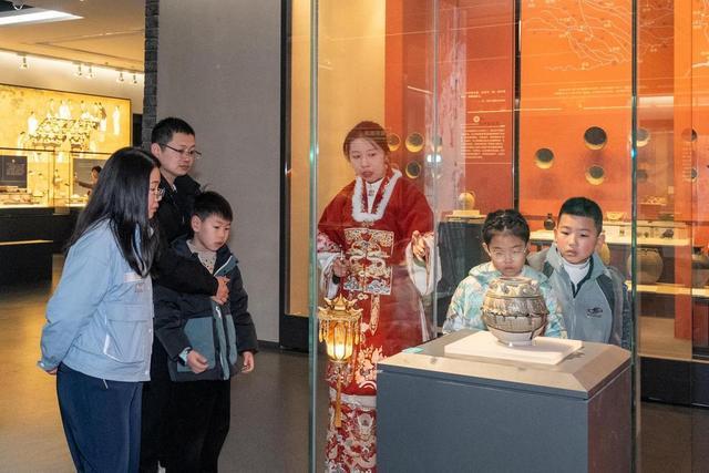  技术视角下的文博破圈密码：盐城博物馆春日活动深度拆解 文化旅游