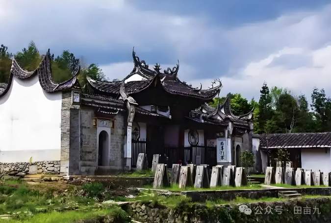  那个走出90多位进士的小山村，让无数家长破防了 情感心理